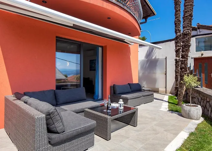 Lomida * Οπατία